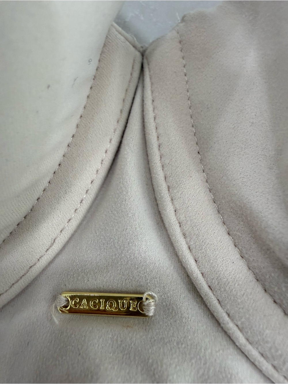 Cacique Women's Seamless Light Beige T-Shirt Bra 34D - Picture 6 of 6